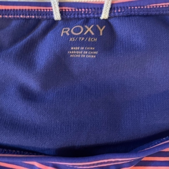 TWO CUTE/SWIM SEASON! 🖤ROXY bikini with interchangeable bikini (TWO bikinis) - Picture 5 of 12